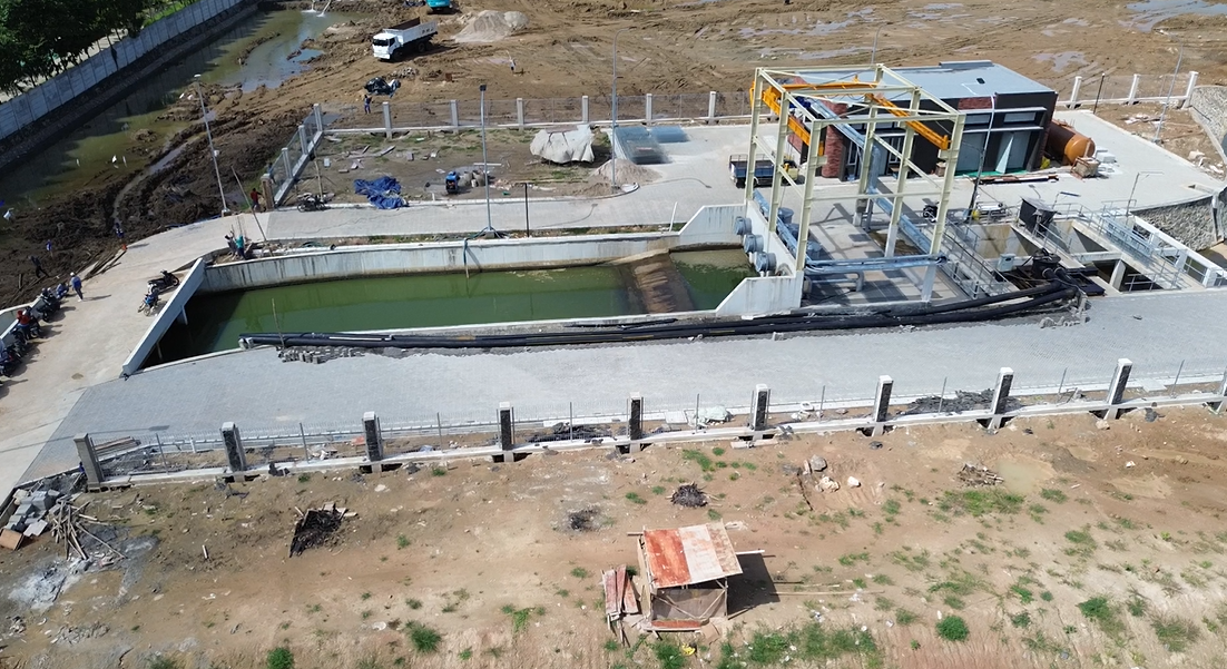 JALAN DAN SALURAN AREA PUMP STATION 8.01 - LOKASI PIK 3A SISI UTARA